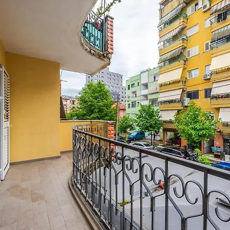 22bs New Bazaar Appartement Tirana